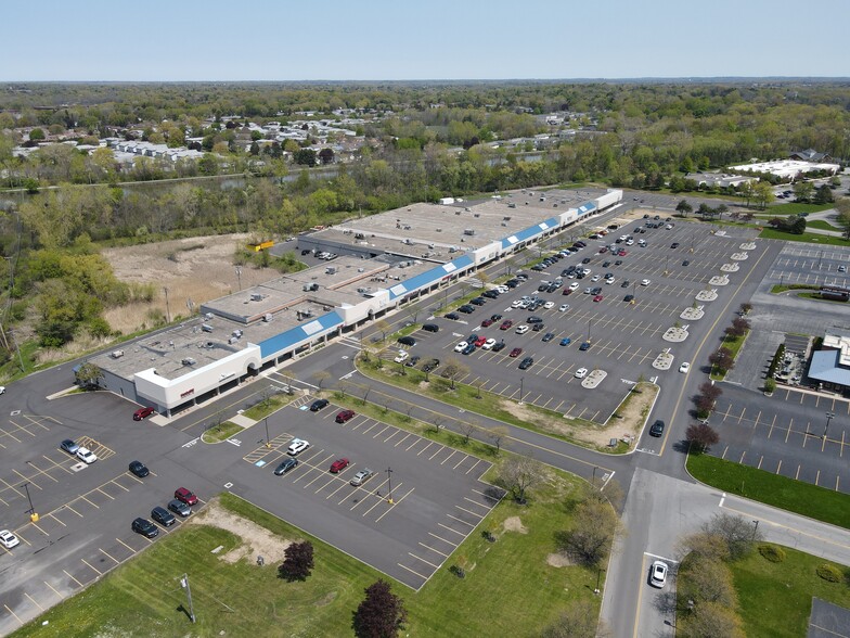 Primary Photo Of 3450 Winton Pl, Rochester Storefront For Lease