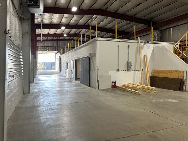 More Photos Of 3493 E 84th Pl, Merrillville Warehouse For Lease