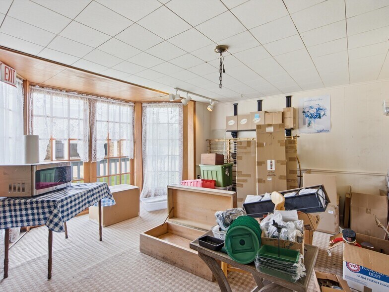 More Photos Of 425 S Ortonville Rd, Ortonville Freestanding For Sale