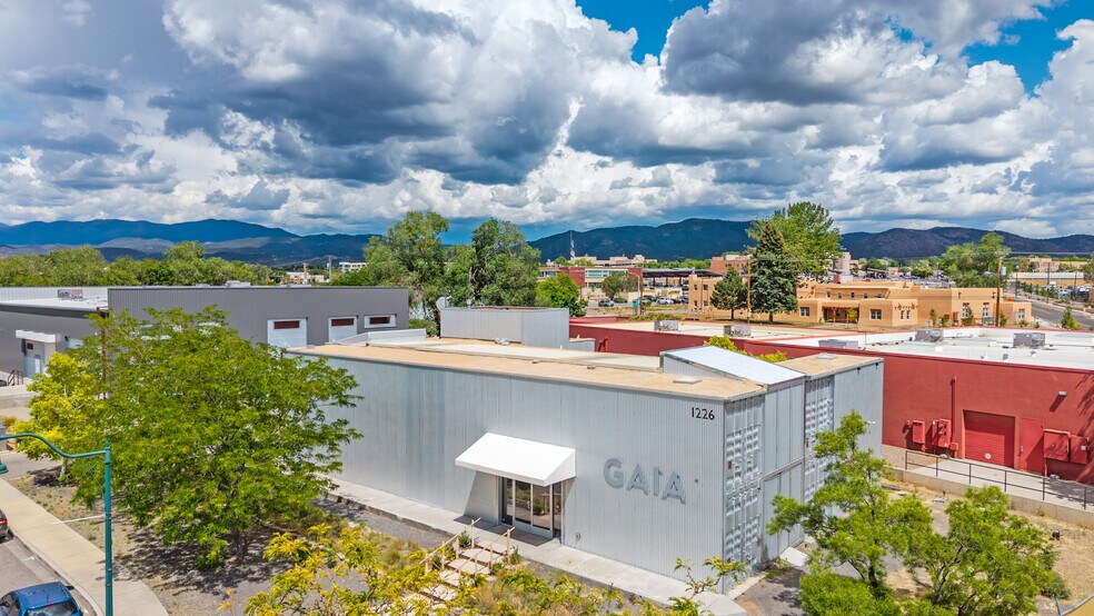 More Photos Of 1226 Flagman Way, Santa Fe Office For Sale