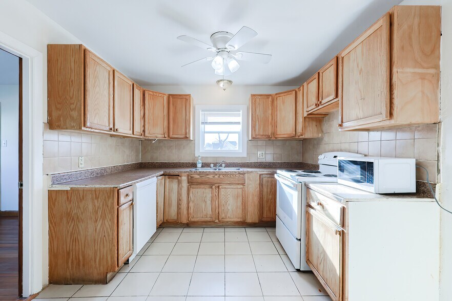 More Photos Of 226 W Elm St, Brockton Apartments For Sale