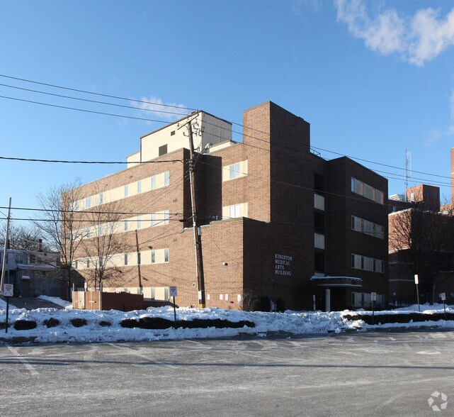 Primary Photo Of 368 Broadway, Kingston Office Residential For Sale