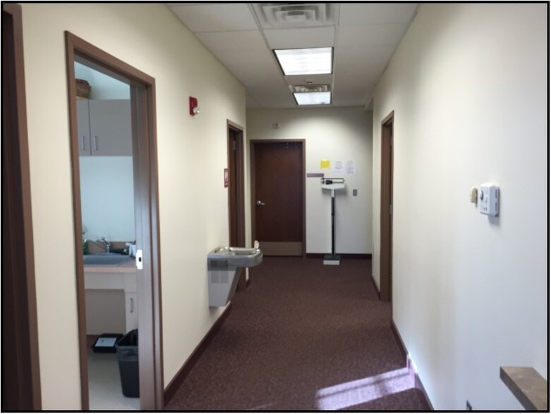 More Photos Of 1882 New Scotland Rd, Slingerlands Medical For Sale