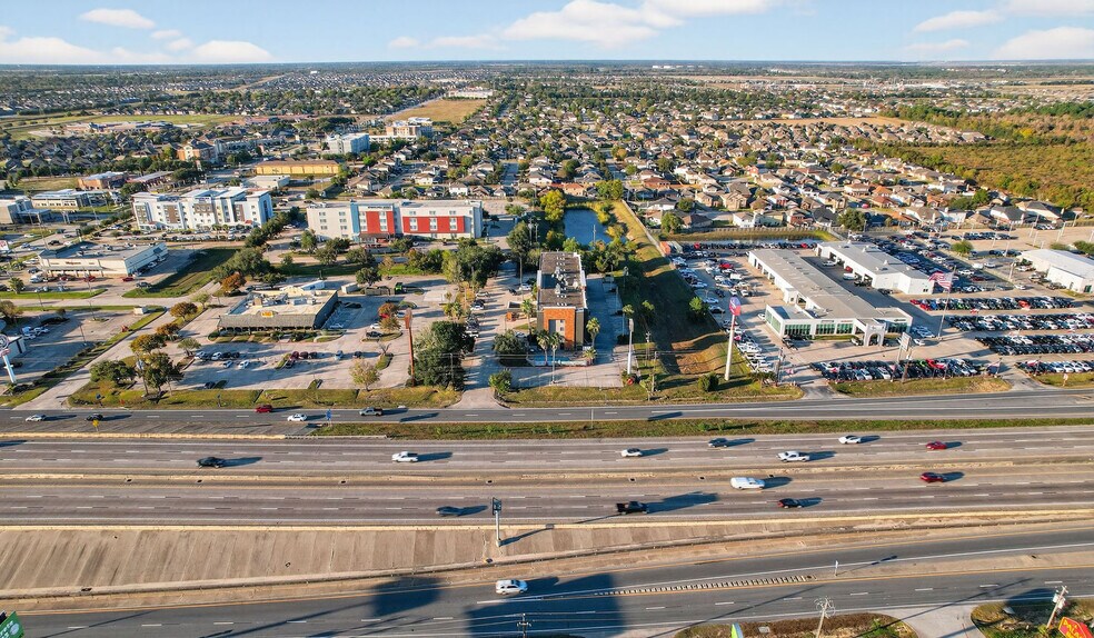 More Photos Of 5215 Interstate 10 E, Baytown Hotel For Sale