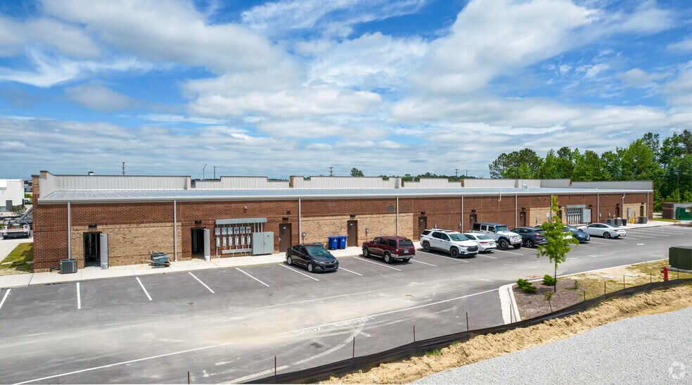 More Photos Of 2457 Gum Branch Rd, Jacksonville General Retail For Sale