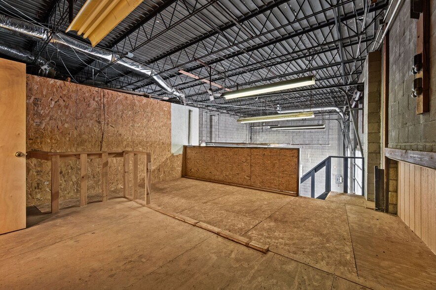 More Photos Of 5335 Butler St, Pittsburgh Storefront Retail Residential For Sale