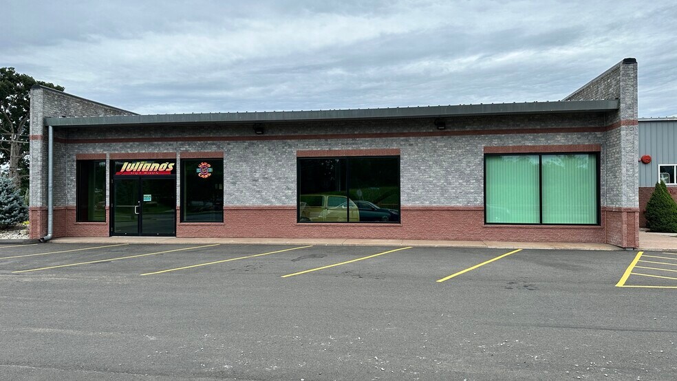 More Photos Of 100 Windermere Ave, Ellington Warehouse For Lease