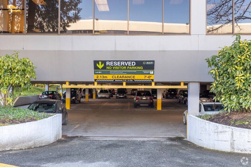 More Photos Of 10451 Shellbridge Way, Richmond Office For Lease