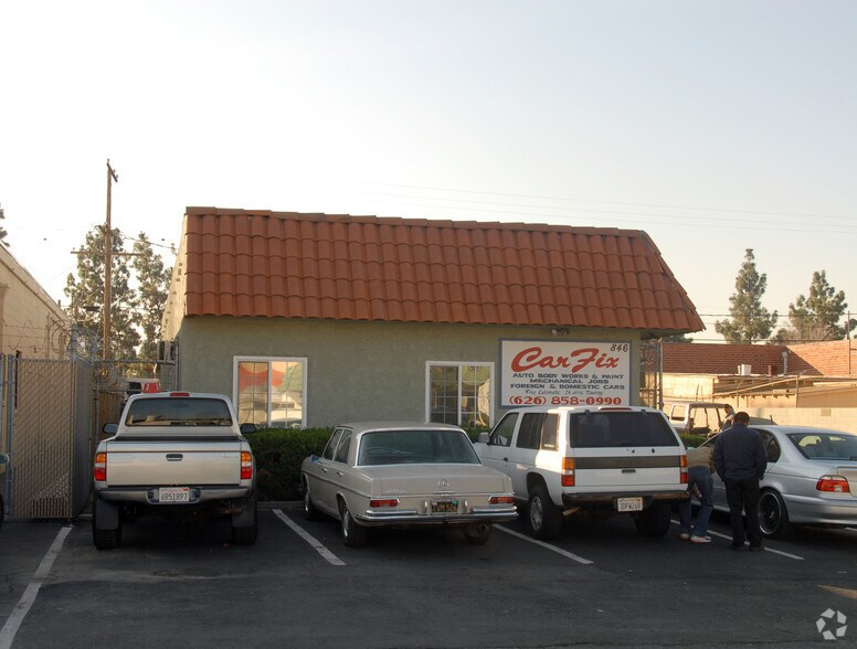 More Photos Of 846 W Front St, Covina Auto Repair For Sale