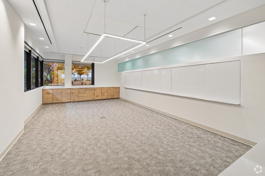 More Photos Of 2220 N University Dr, Newport Beach Office For Lease