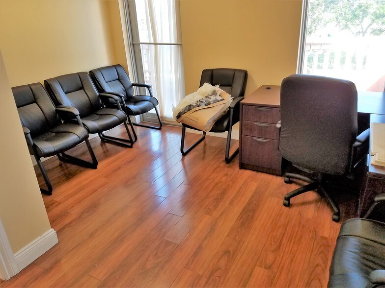 More Photos Of 709 S Federal Hwy, Boynton Beach Medical For Sale
