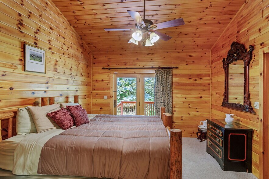 More Photos Of 1650 Bodoit Rd, Fishs Eddy Hotel For Sale