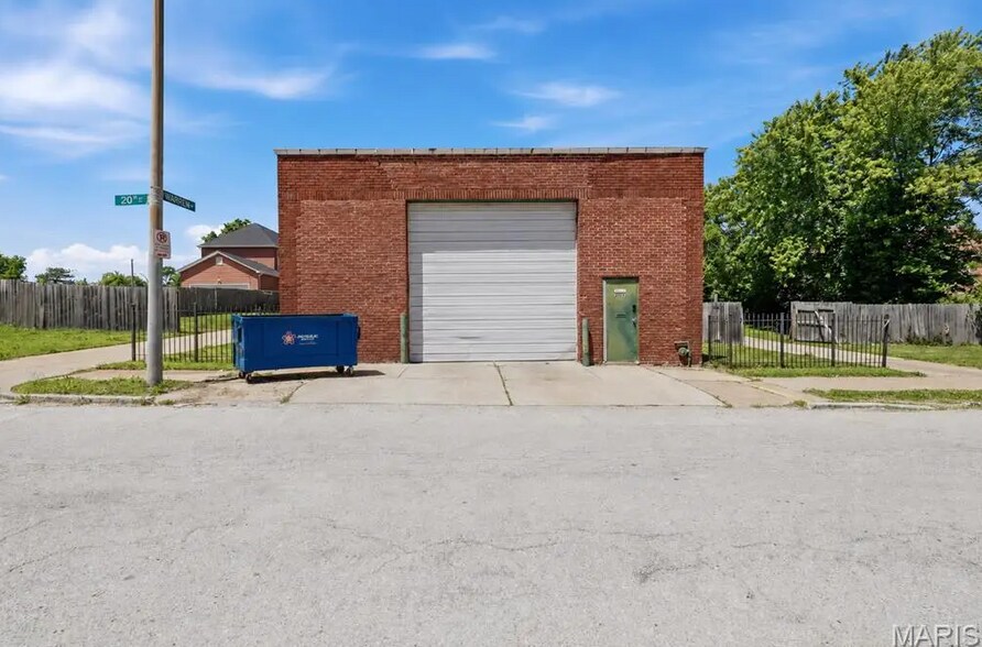 More Photos Of 2605 N 20th St, Saint Louis Industrial For Sale