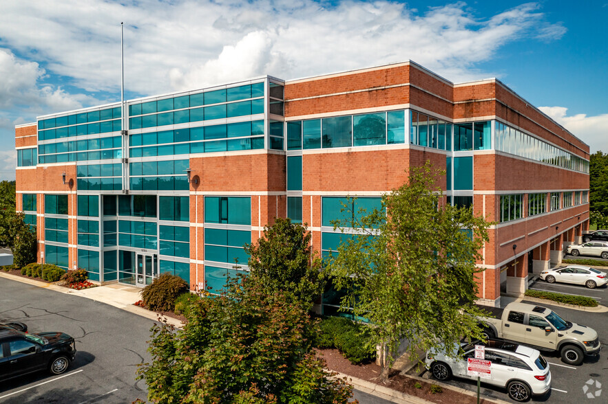 Primary Photo Of 19785 Crystal Rock Dr, Germantown Medical For Sale