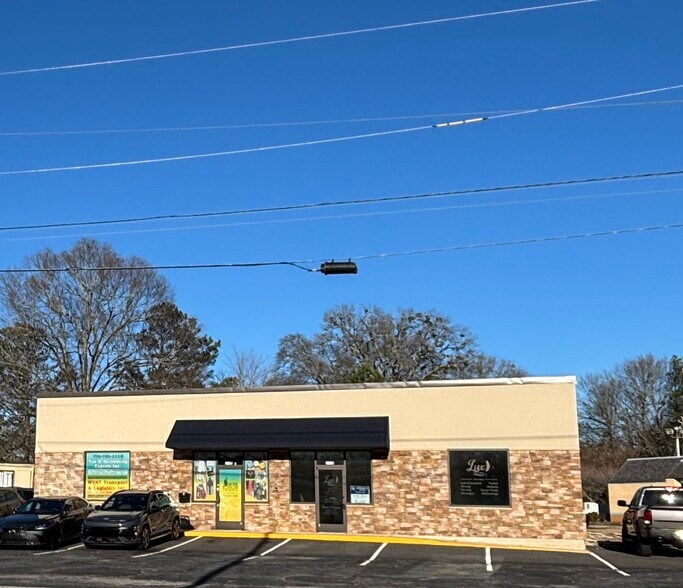 More Photos Of 240 N Main St, Jonesboro Restaurant For Sale