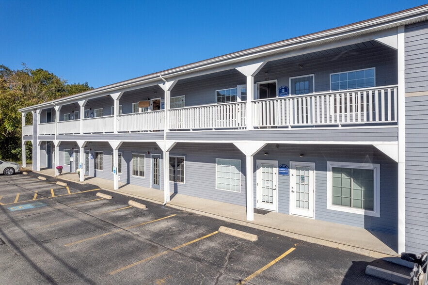 More Photos Of 5835 Post Rd, East Greenwich Office For Lease