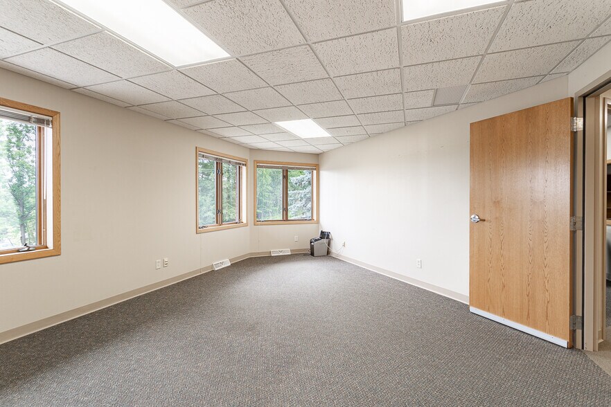 More Photos Of 520 N 28th Ave, Wausau Medical For Sale