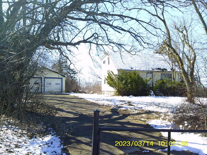 More Photos Of 135 Acre Ct, Round Lake Beach Land For Sale