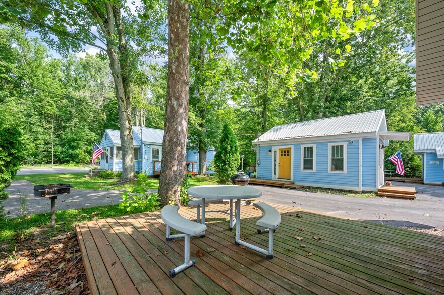 More Photos Of 5358 Paw Paw Lake Rd, Coloma Apartments For Sale