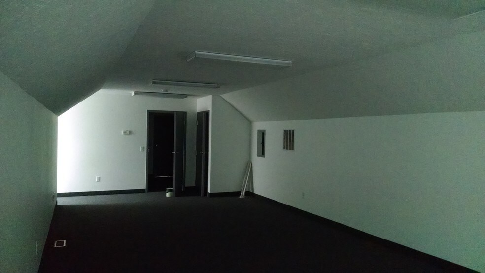 More Photos Of 2751 Old Home Rd, Akron Office For Sale