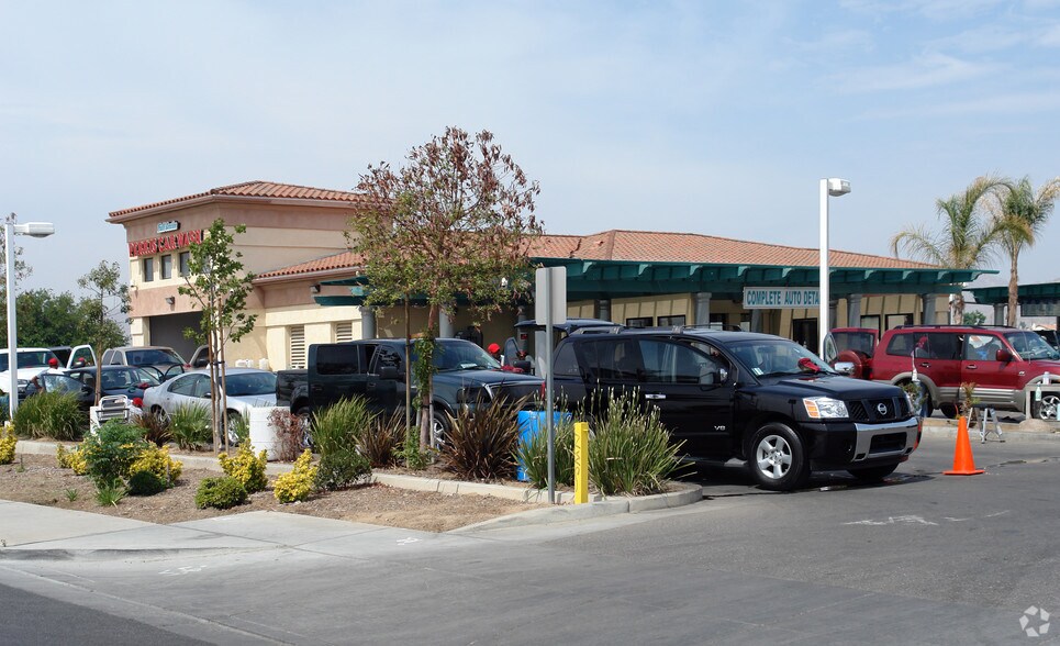 Primary Photo Of 2131 N Perris Blvd, Perris Carwash For Sale