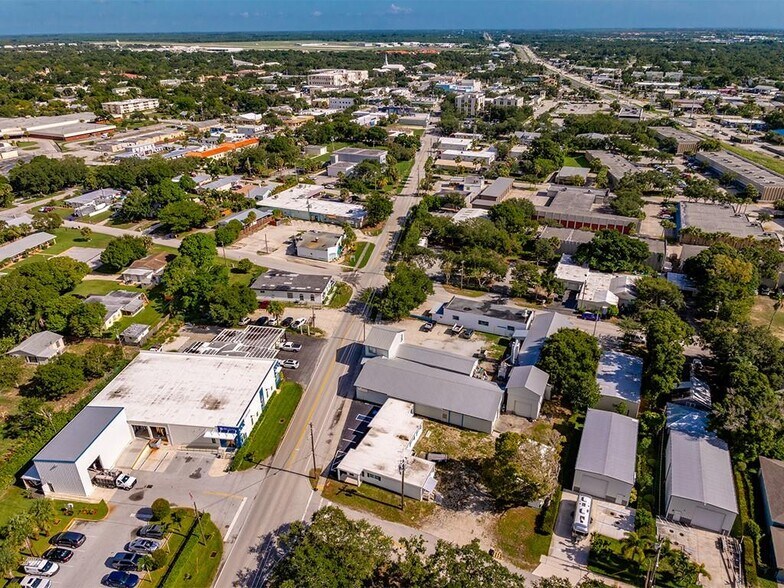 More Photos Of 1708 Old Dixie Hwy, Vero Beach General Retail For Sale
