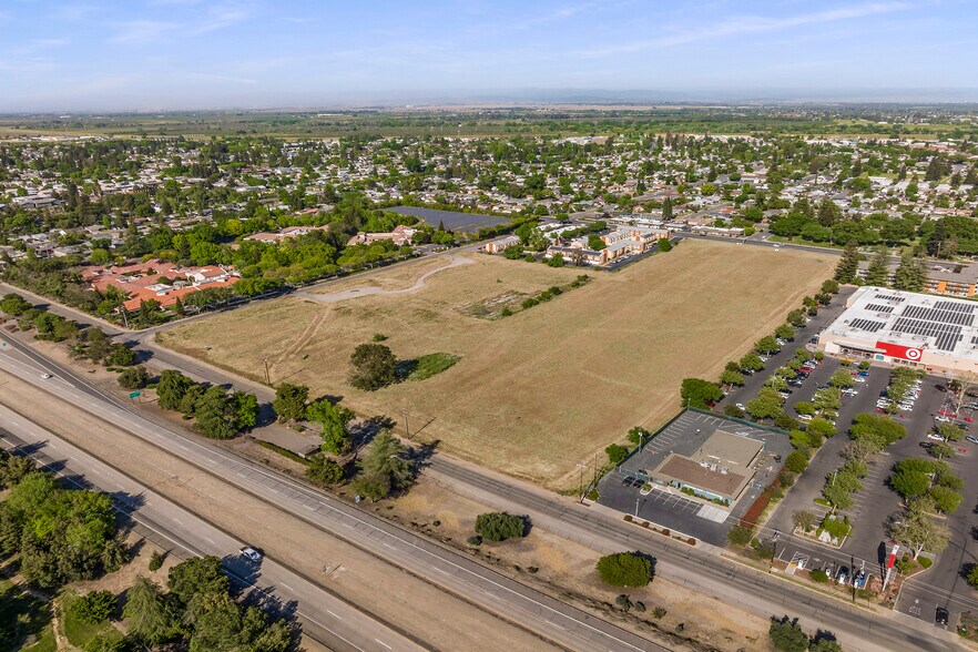 More Photos Of 1411 E Onstott Rd, Yuba City Land For Sale