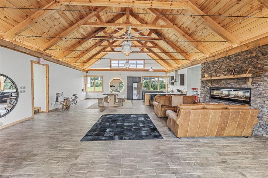 More Photos Of 241 Industrial Park Rd, Mountain City Warehouse For Sale