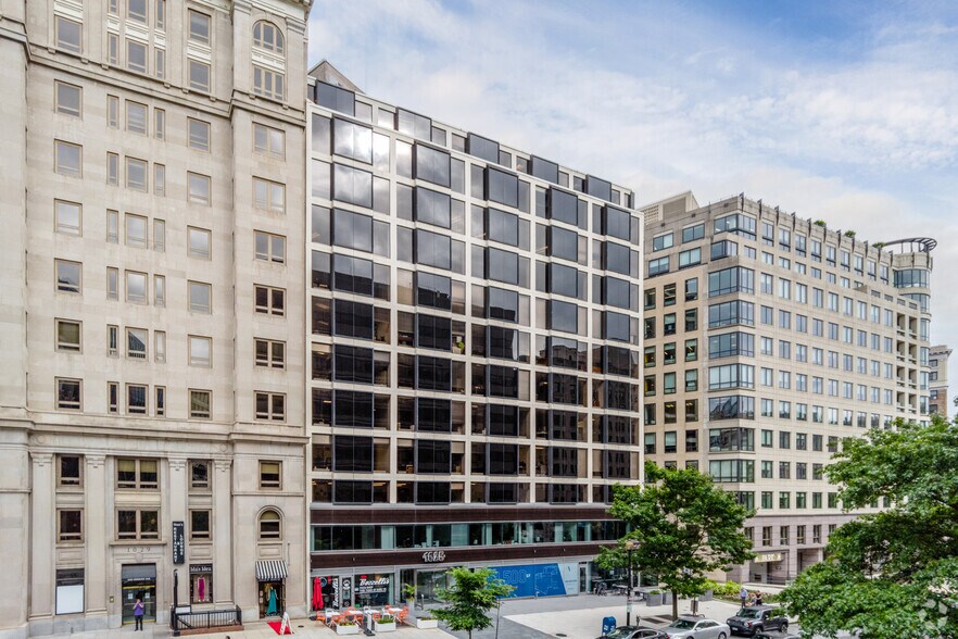 More Photos Of 1025 Vermont Ave NW, Washington Office For Lease