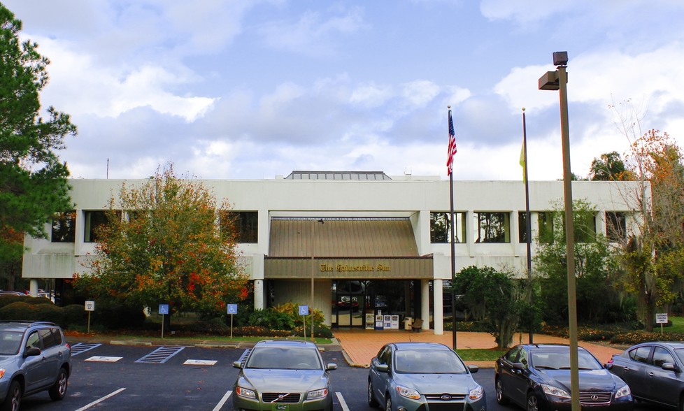 Primary Photo Of 2700 SW 13th St, Gainesville Office For Lease