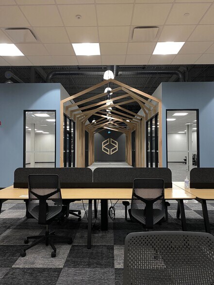 More Photos Of 137 Glasgow St, Kitchener Coworking Space