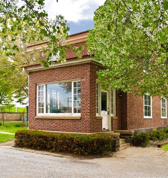 Primary Photo Of 2275 Bridge St- Building 9, Philadelphia Office Residential For Sale