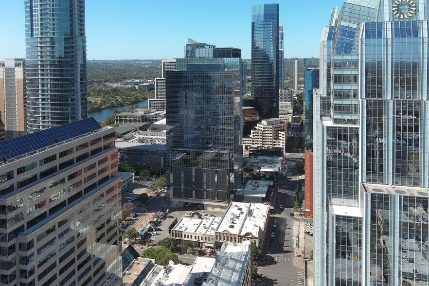 More Photos Of 316-318 Congress Ave, Austin Office For Sale