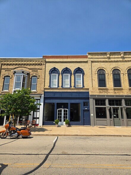 Primary Photo Of 522 W Water St, Princeton Storefront Retail Residential For Lease