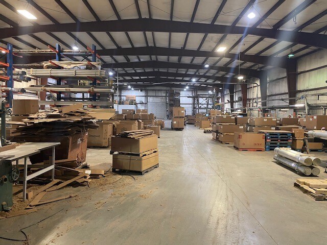 More Photos Of 3237 Unicoi Dr, Unicoi Industrial For Sale