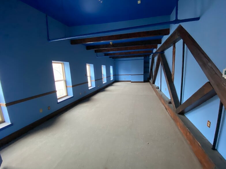 More Photos Of 143 E Lincoln Hwy, Coatesville Restaurant For Lease