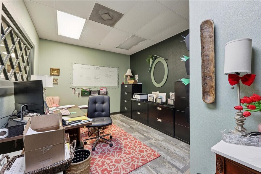More Photos Of 911 Green Ave, Orange Storefront Retail Office For Sale