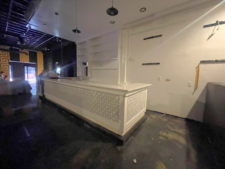 More Photos Of 554 Piedmont Ave NE, Atlanta Restaurant For Lease