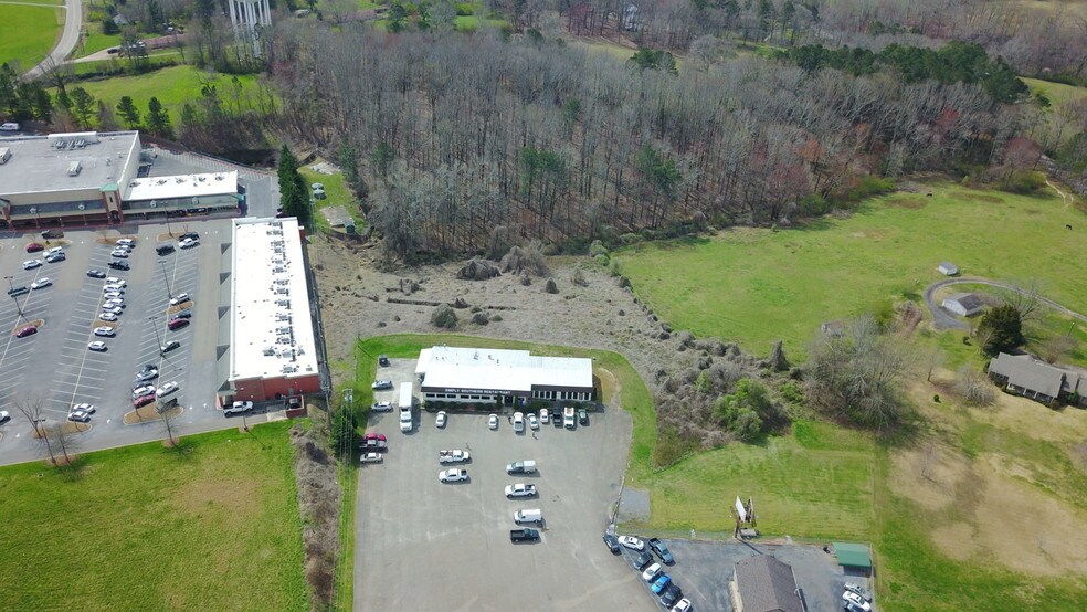 More Photos Of 12400 Cumming Hwy, Canton Restaurant For Lease