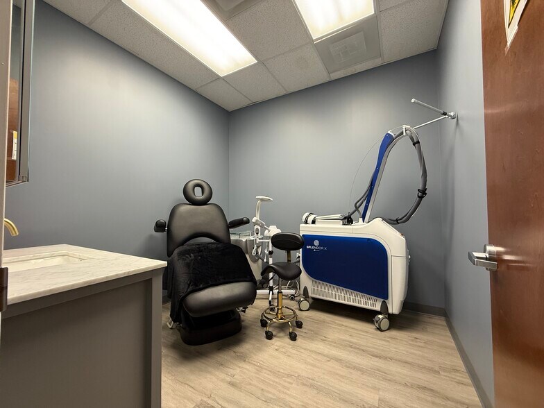 More Photos Of 294-298 State St, Hackensack Medical For Sale