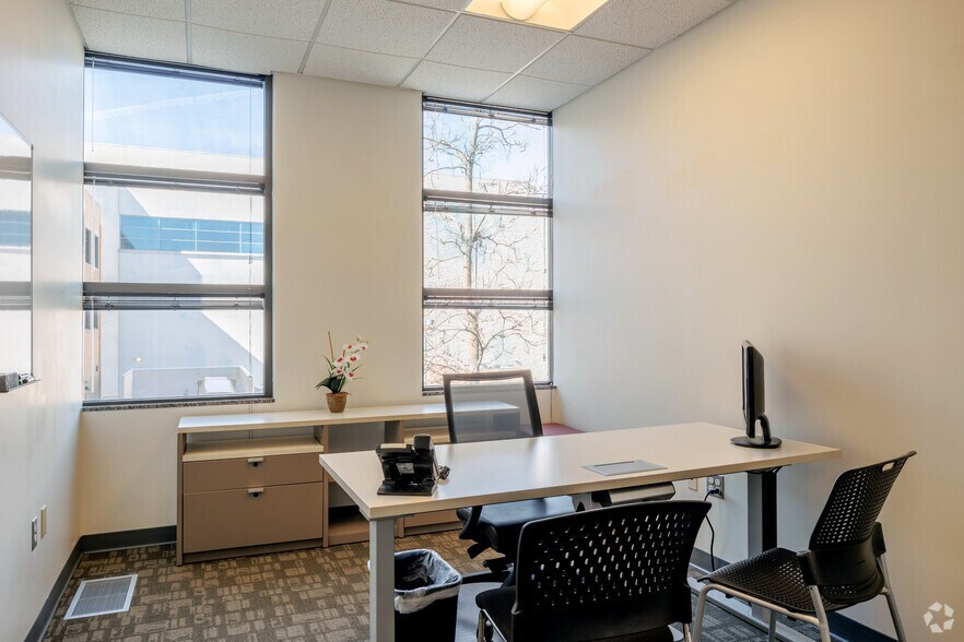 More Photos Of 355 S Teller St, Lakewood Coworking Space