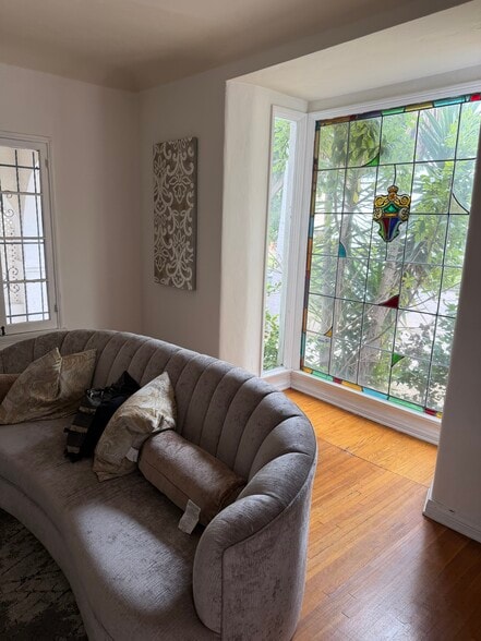 More Photos Of , West Hollywood Multifamily For Sale