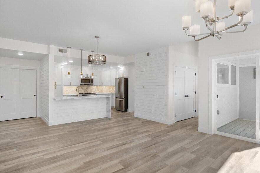 More Photos Of 1308 Snowberry Ln, Louisville Apartments For Sale