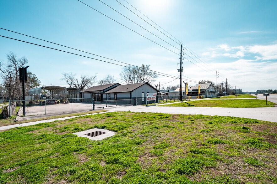 More Photos Of 21014 FM 2100 Rd, Crosby Freestanding For Sale