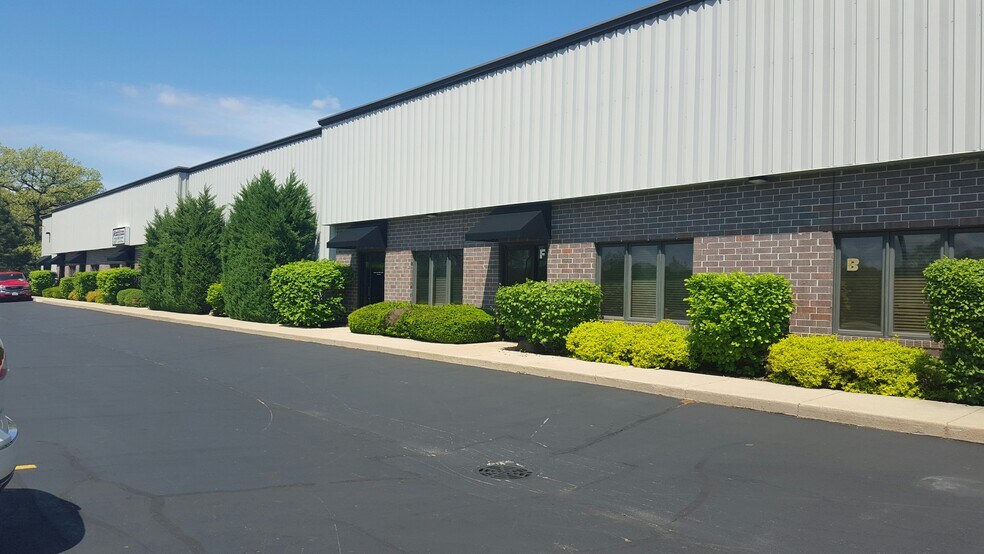 More Photos Of 43W900 IL Route 64, Maple Park Warehouse For Lease