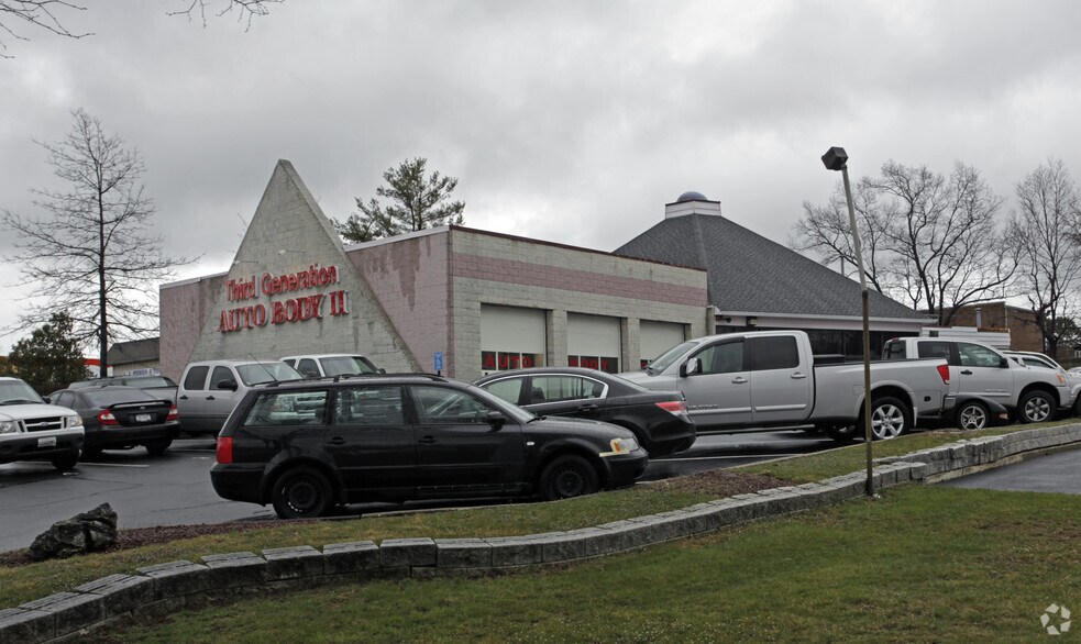 Primary Photo Of 767 Smithtown Byp, Smithtown Service For Sale