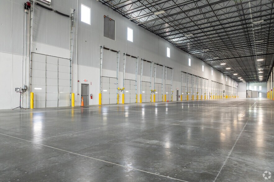 More Photos Of 500 Halls Mill Rd, Freehold Distribution For Lease