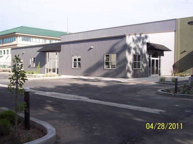 More Photos Of 912 5th St, Davis Coworking Space