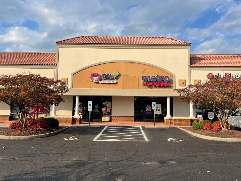 More Photos Of 869-879 Lynnhaven Pky, Virginia Beach Unknown For Lease