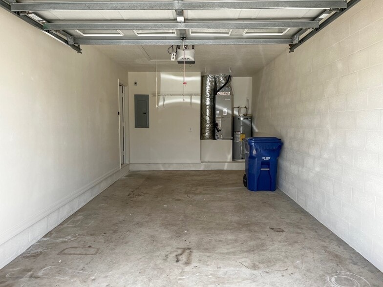 More Photos Of 100 Charles Dr, Nokomis Multifamily For Sale